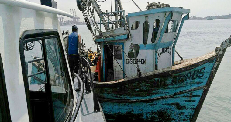 Ministerio de la Producción interviene embarcaciones pesqueras frente a la Costa Verde