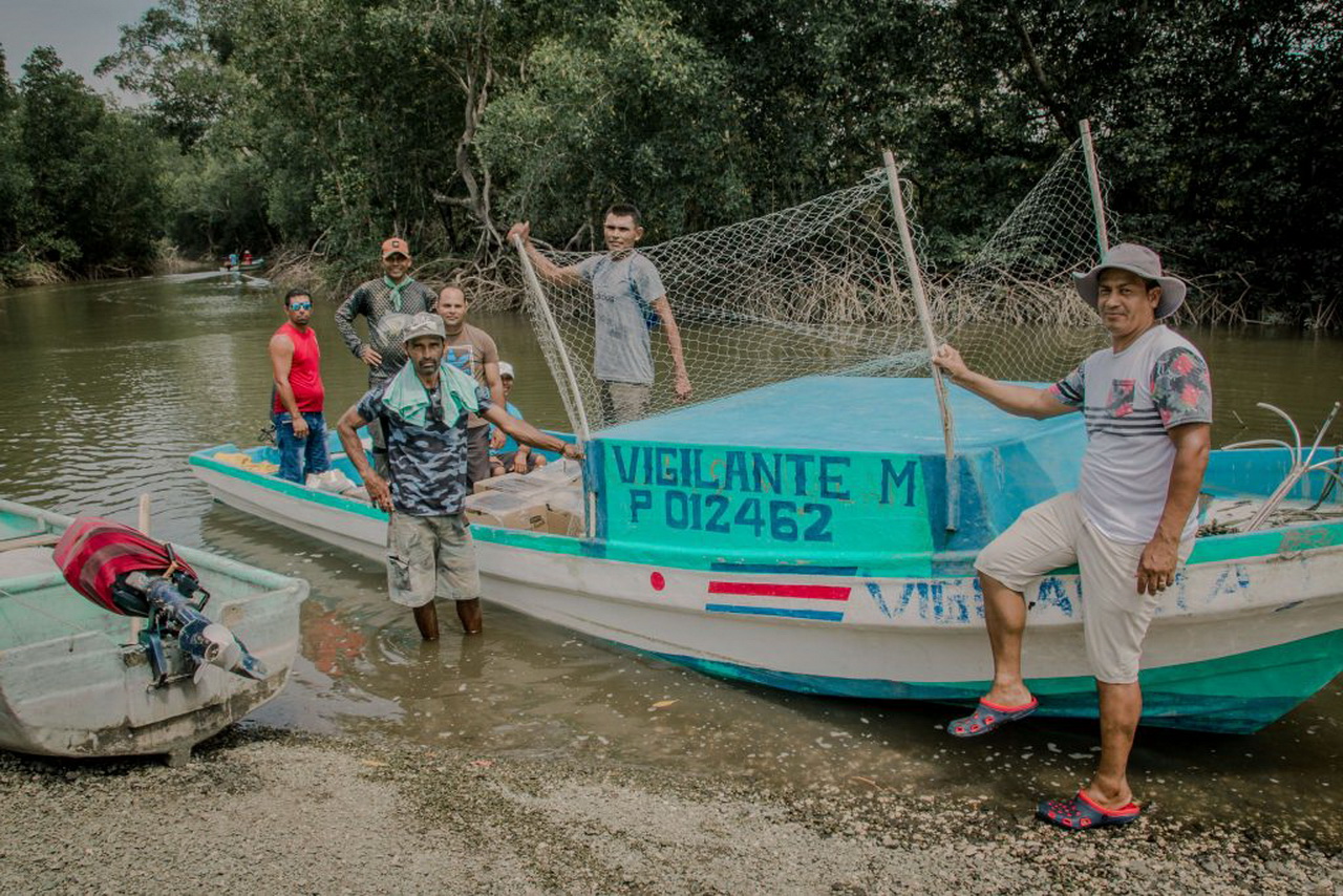 Convenio para luchar contra pesca ilegal respeta conocimiento tradicional y derechos del sector pesquero