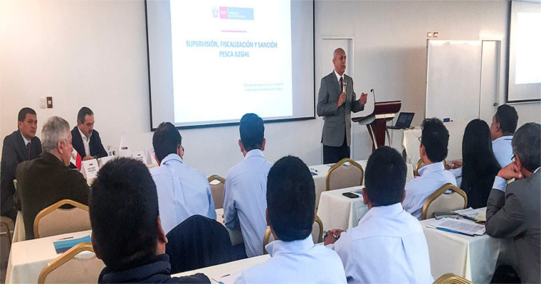 Ministerio de la Producción capacita a 100 inspectores para fiscalizar acciones en el litoral peruano